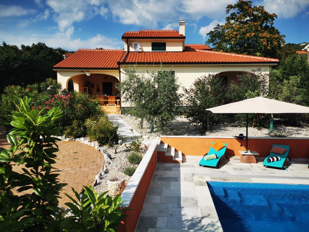 Villa Oasis Кострена Экстерьер фото