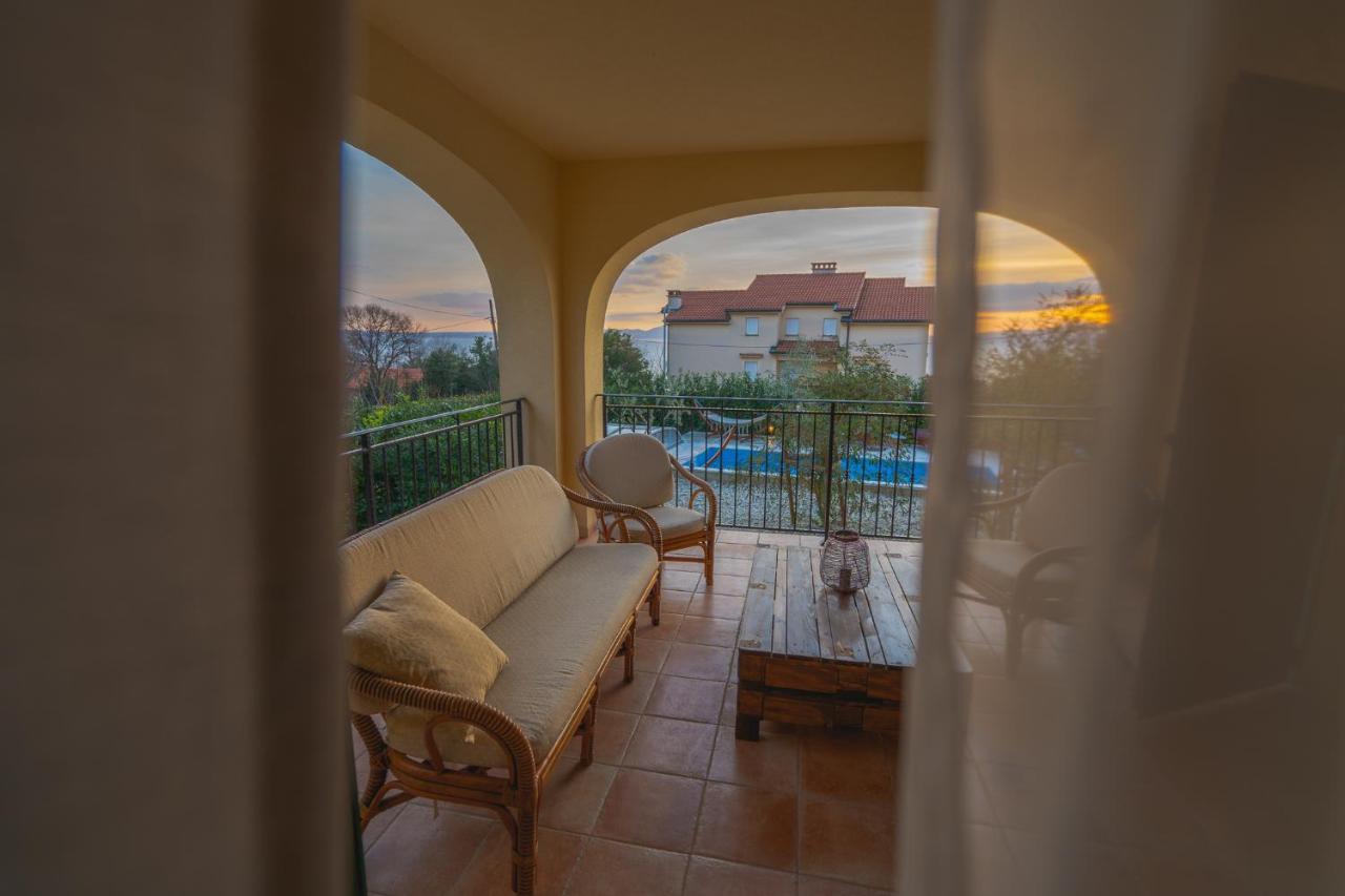 Villa Oasis Кострена Экстерьер фото